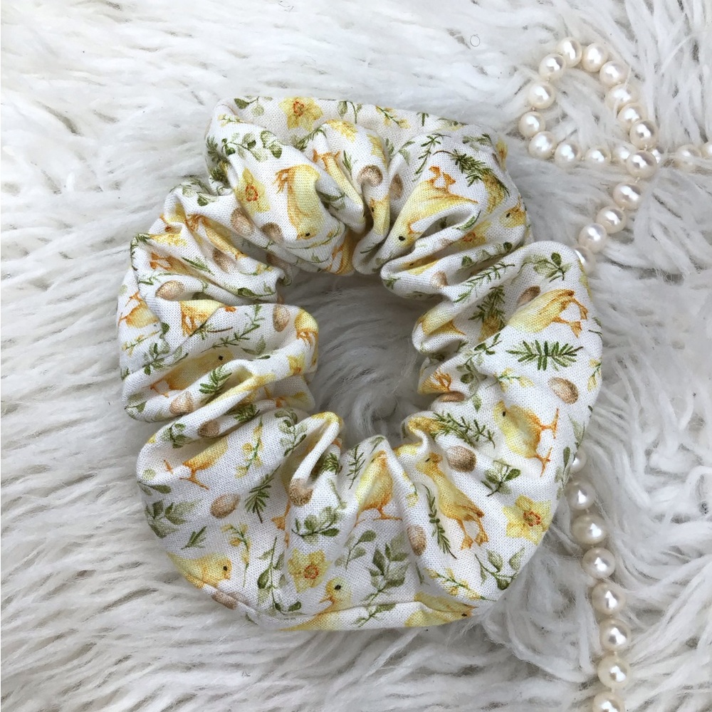 🐣 4 for $16 SCRUNCHIE (Baby Chick) / MATCH WITH YOUR FUR BABIES 🐣